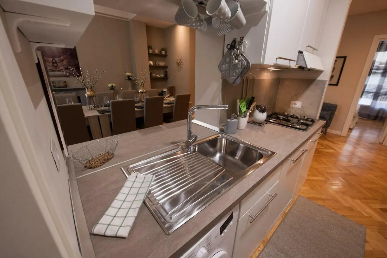 Grandapartments Via Merliani Napoli Naples